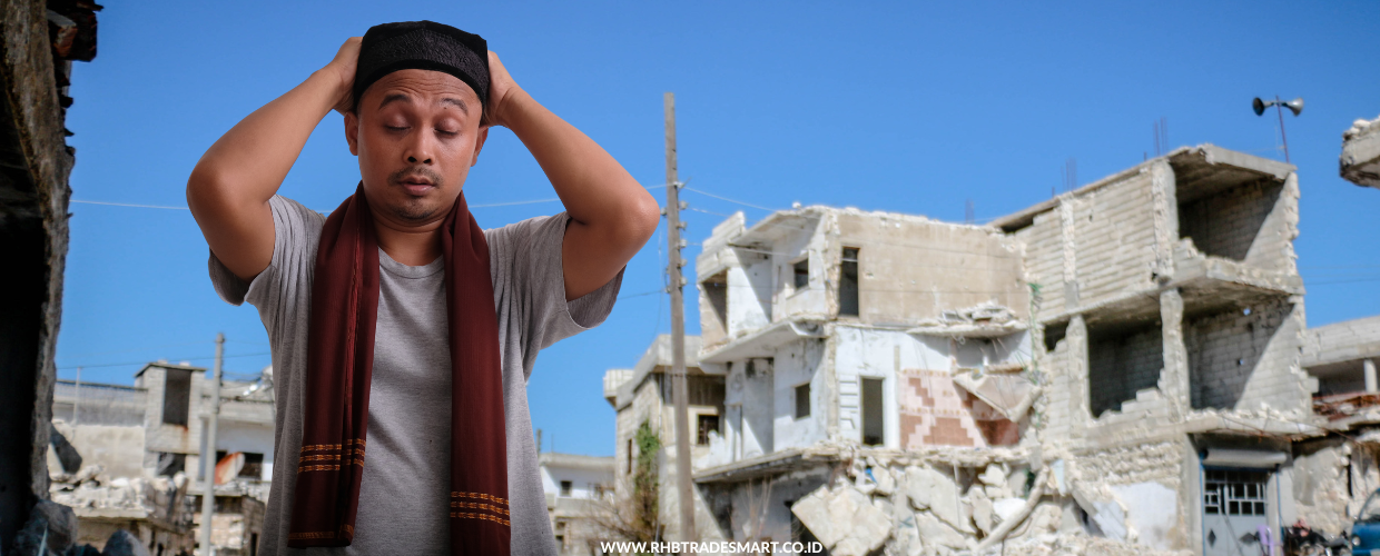indonesian-man-stressed-at-war