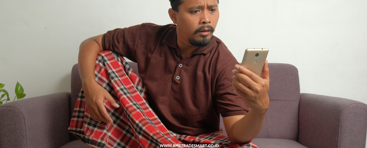 indonesian-man-shocked